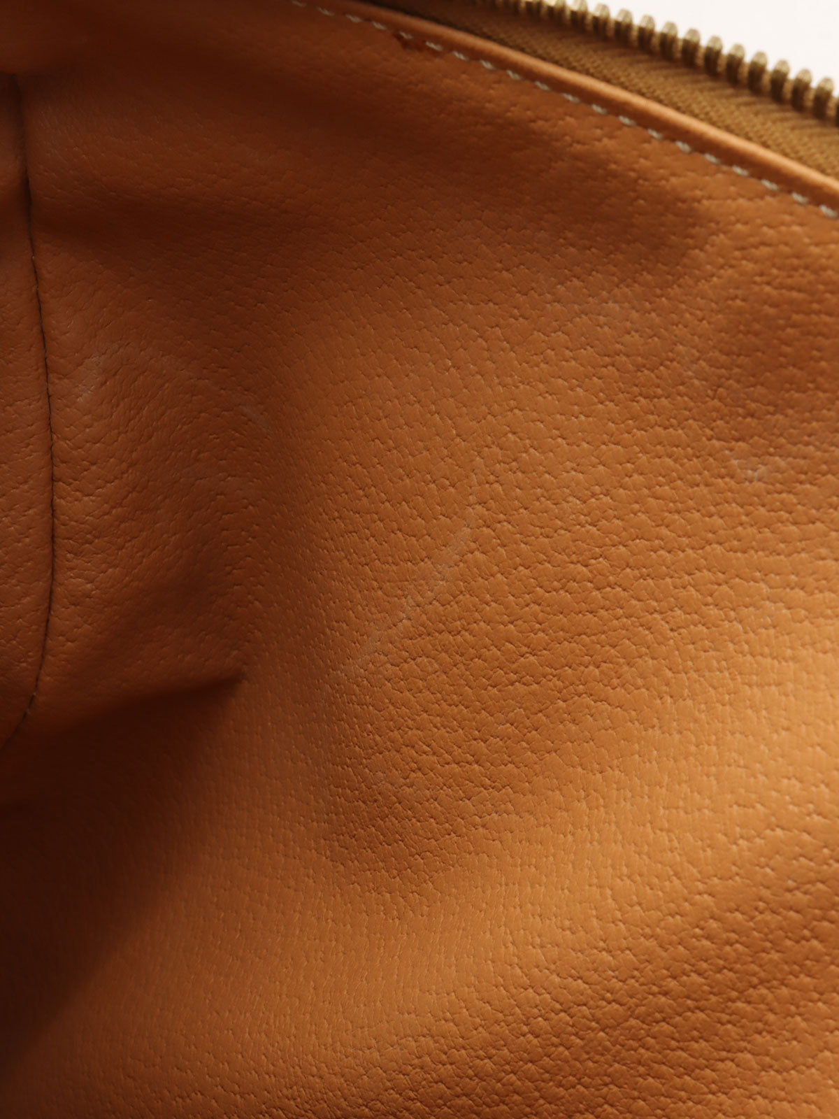 マカダムパターンロゴエンボスミニボストンバッグ ブラウン