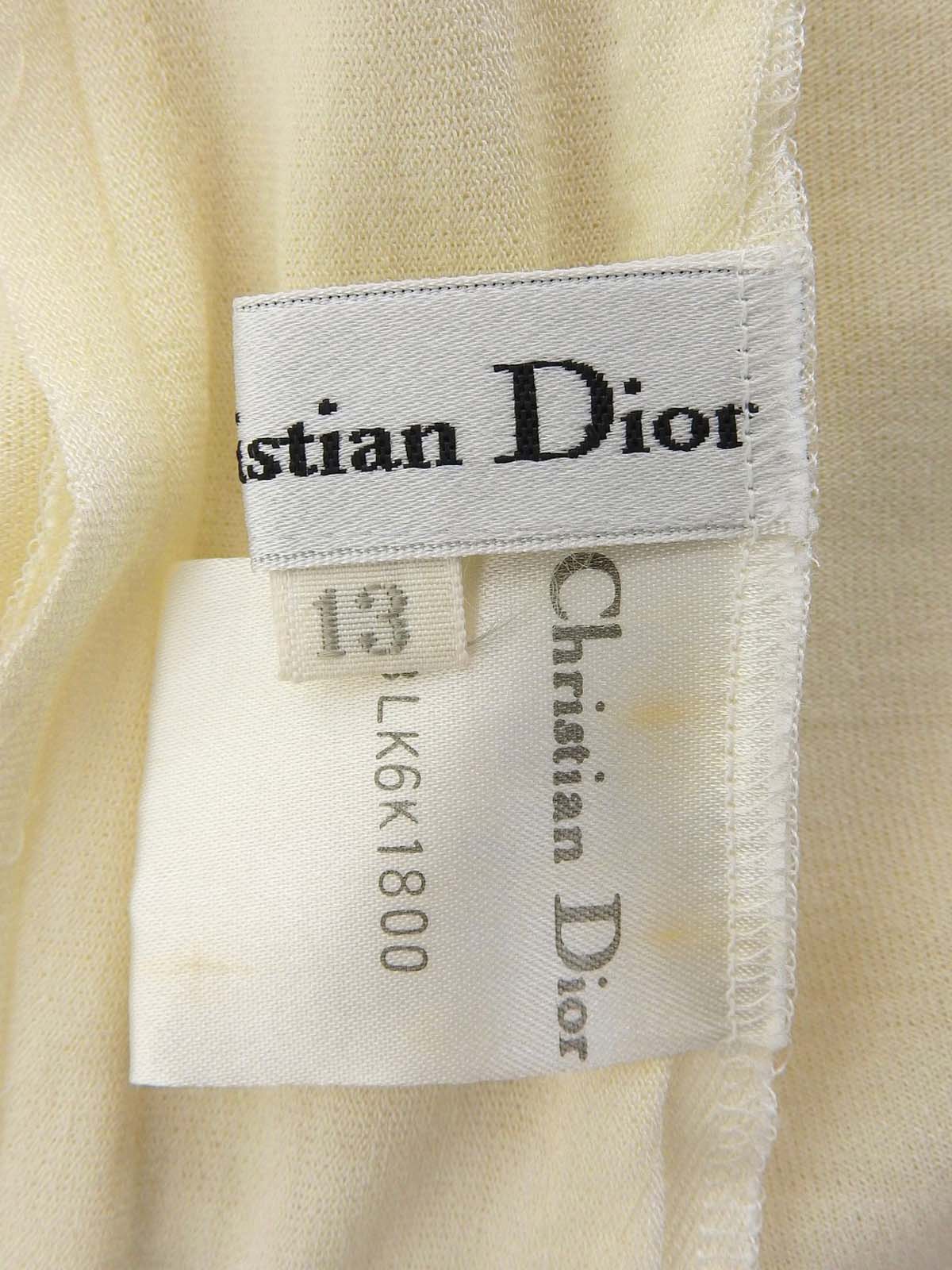 ロゴ刺繍ノースリーブトップス オフホワイト