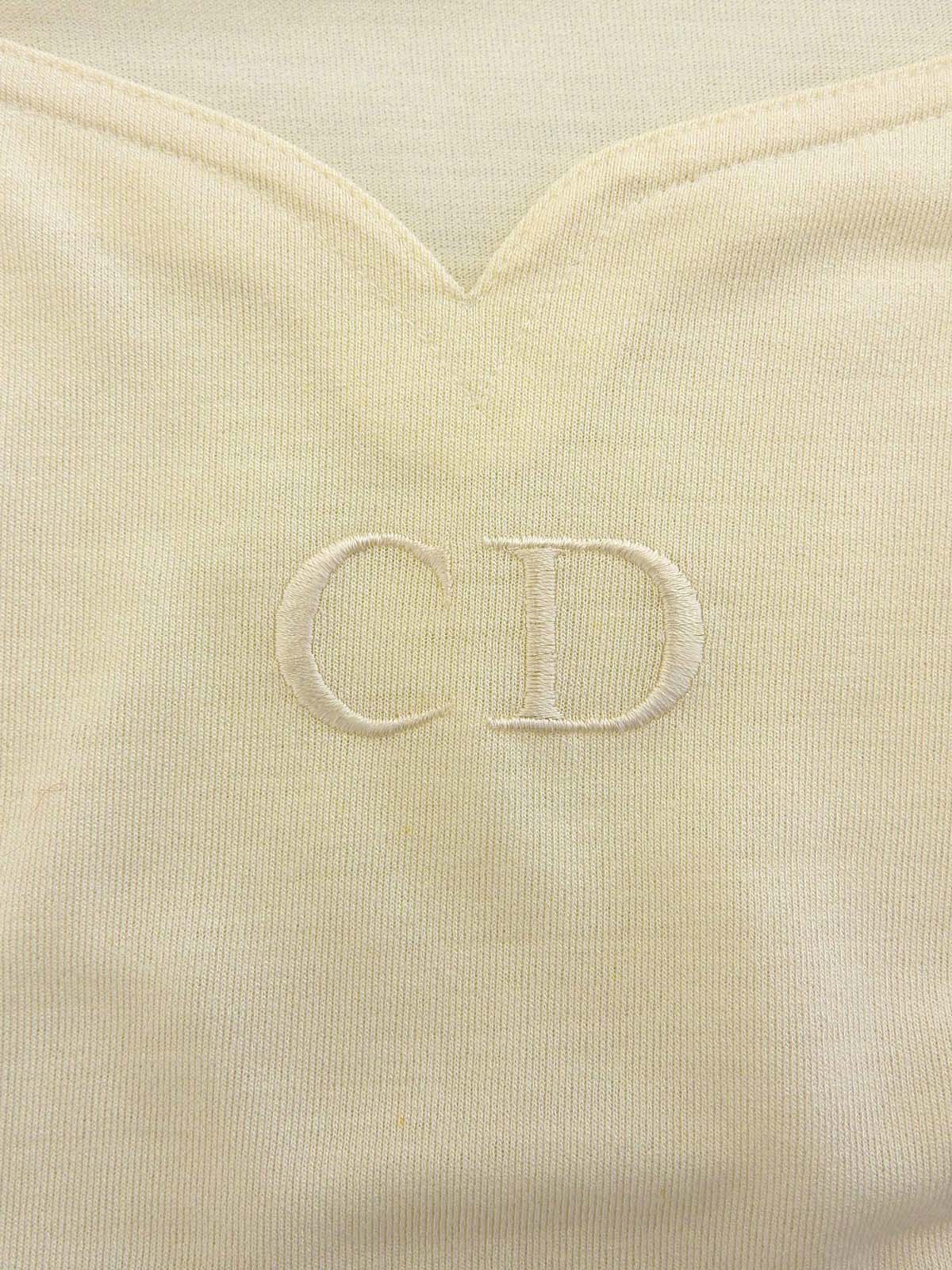 ロゴ刺繍ノースリーブトップス オフホワイト