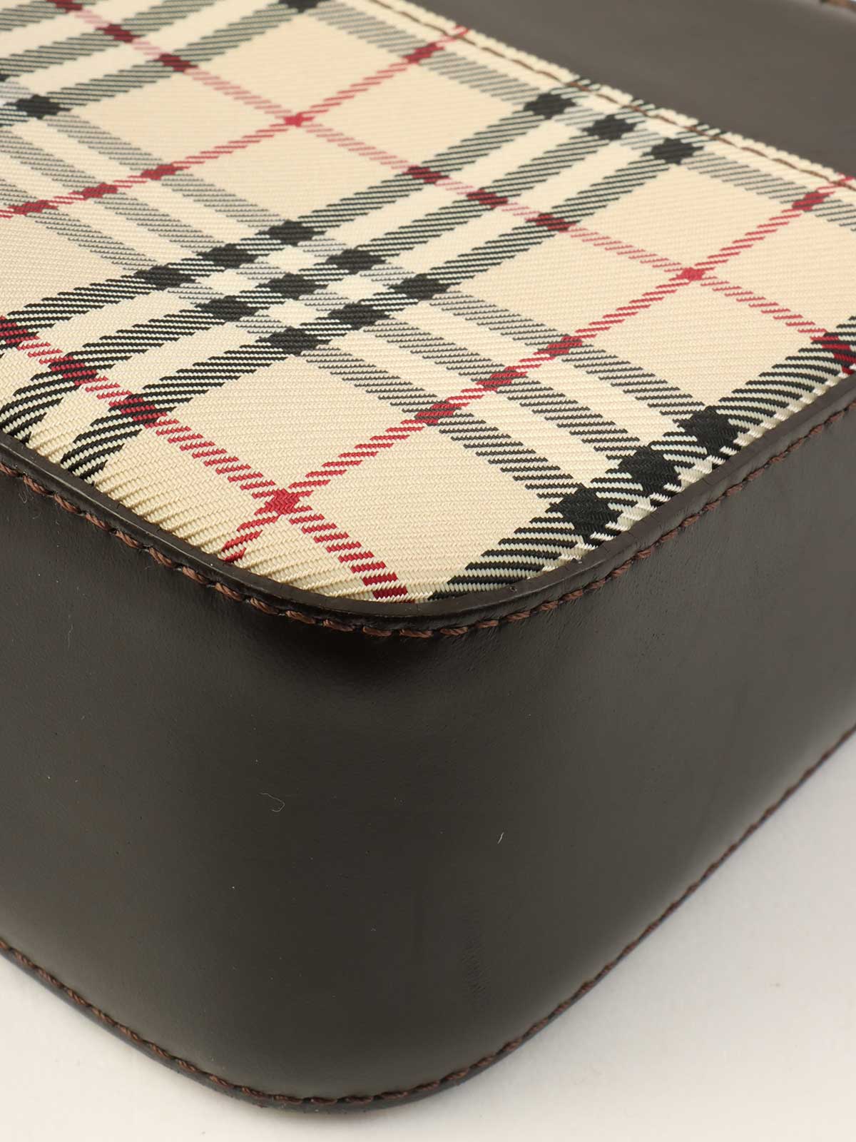 ノバチェックパターンロゴプレートショルダーバック　ベージュ/ダークブラウン/マルチ