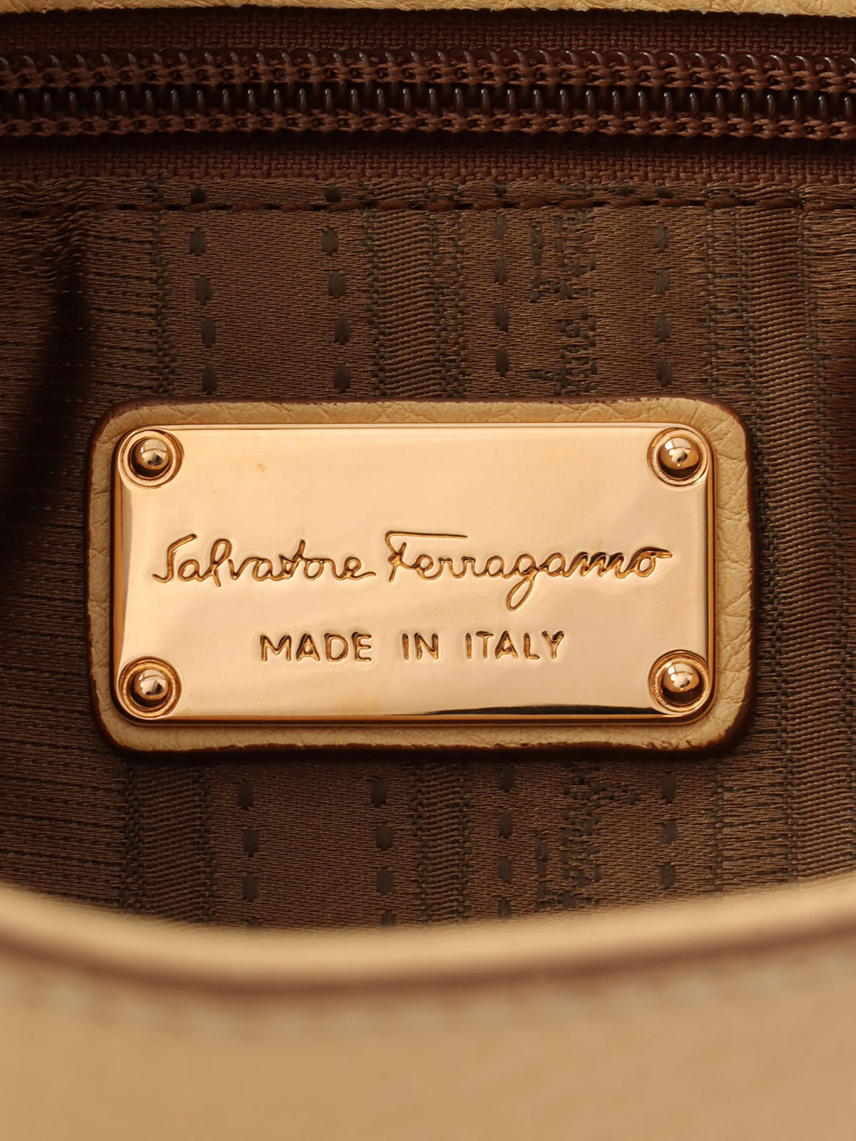 Gancini logo plate one-shoulder bag in beige