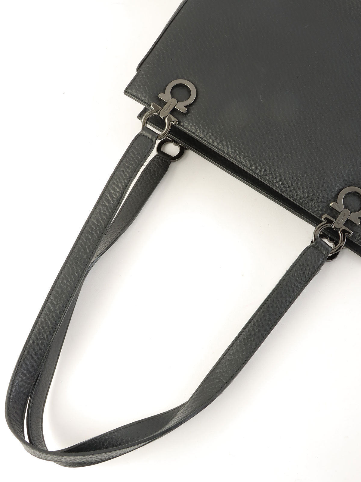 Gancini 餐盘手提袋黑色