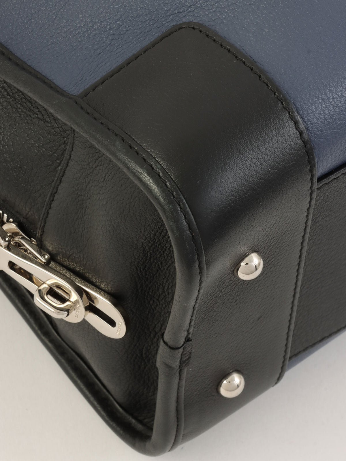 アナグラムアマソナハンドバッグ ネイビー/ブラック/グレージュ