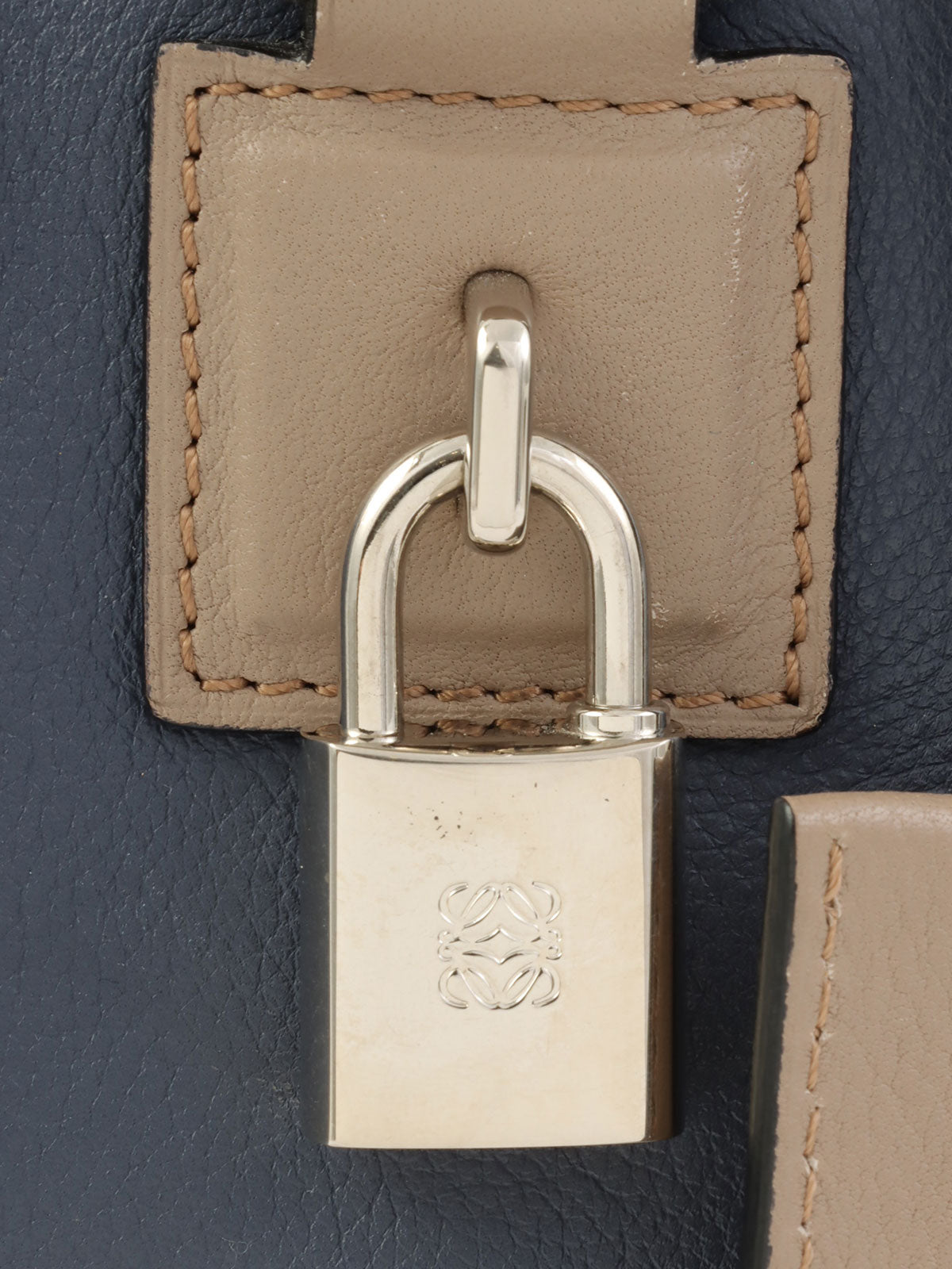 アナグラムアマソナハンドバッグ ネイビー/ブラック/グレージュ