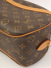 2004 Canvas Monogram Blois Brown