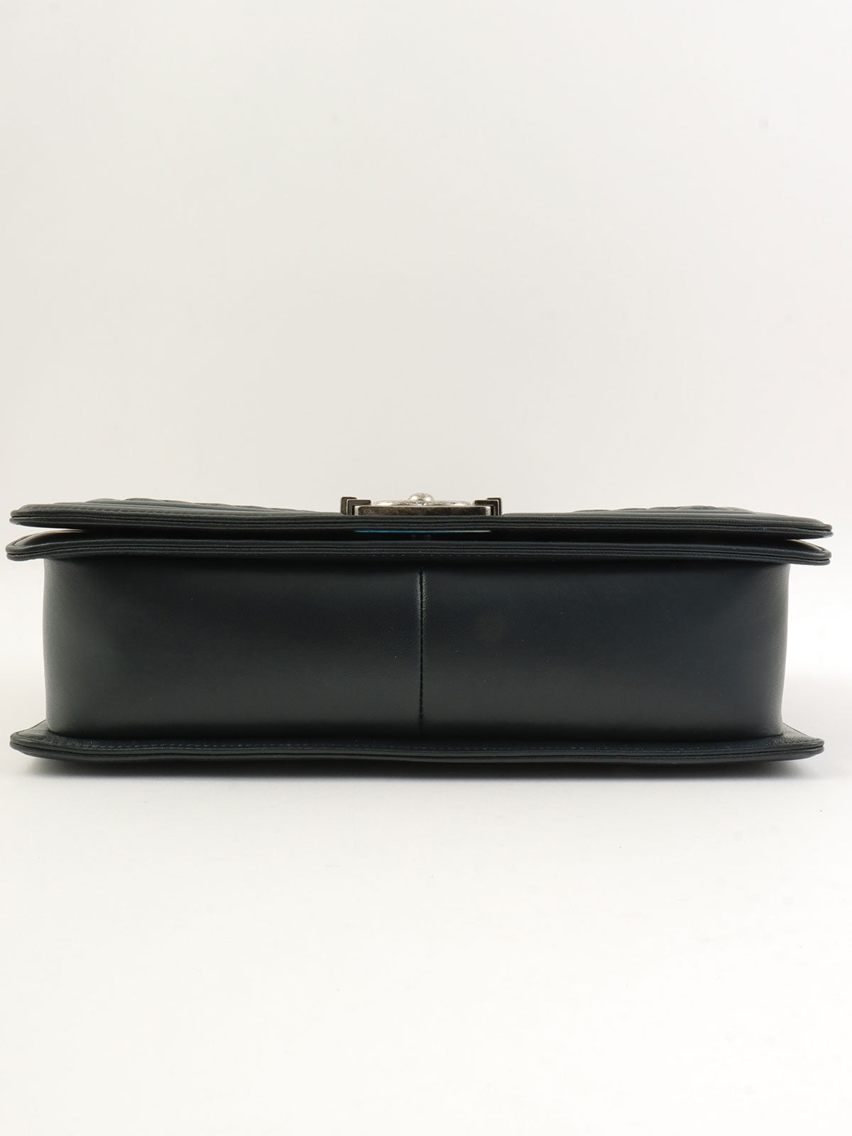 2014年頃製 シェブロンステッチボーイシャネルチェーンショルダーバッグ ブラック