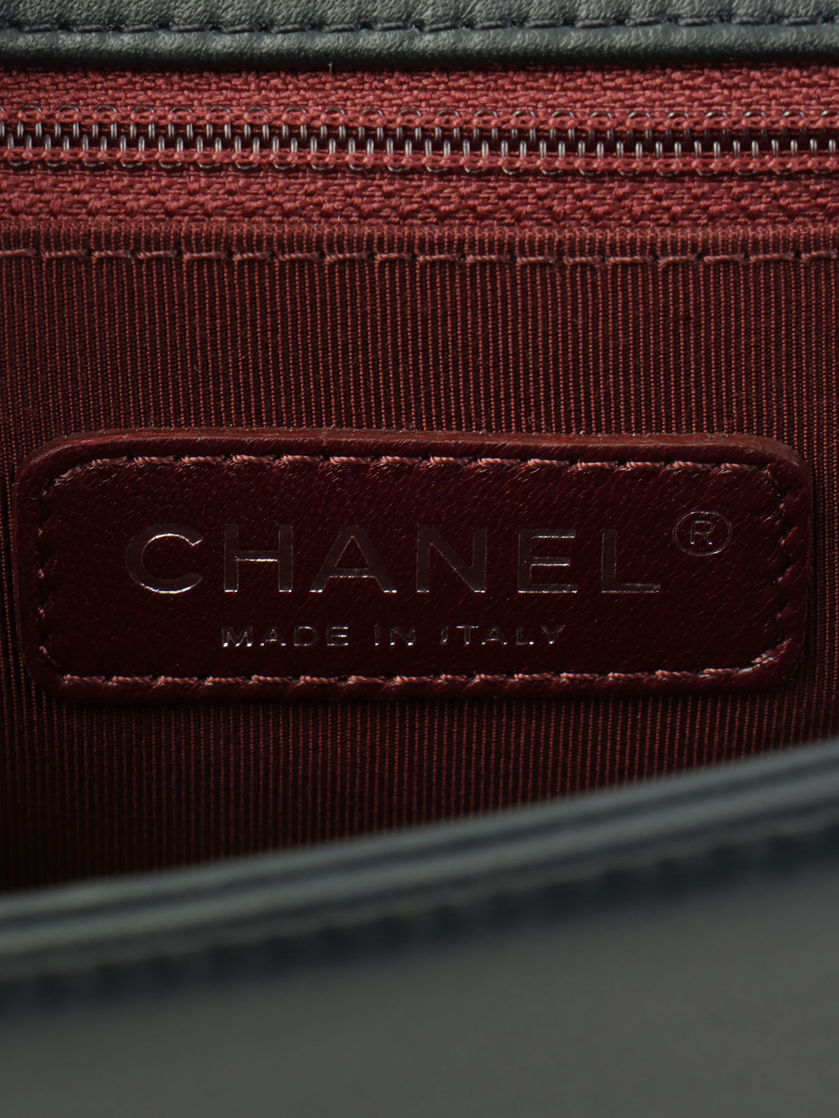 2014年頃製 シェブロンステッチボーイシャネルチェーンショルダーバッグ ブラック