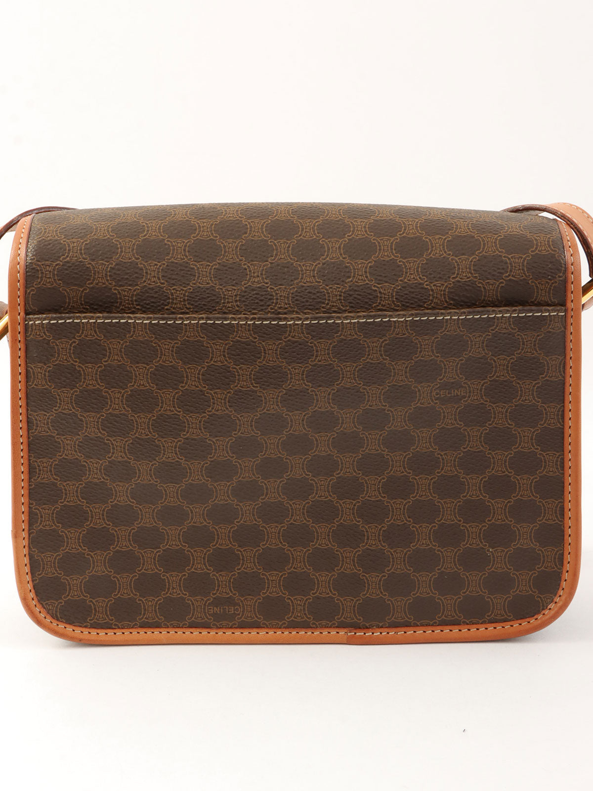 マカダムパターンロゴプレートショルダーバッグ ブラウン