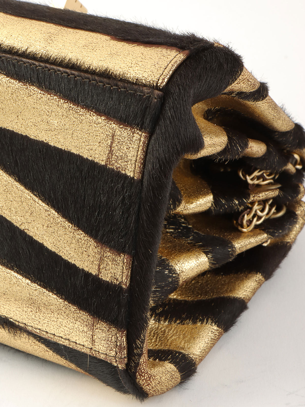 2000年頃製 ゼブラモチーフ2.55チェーンミニハンドバッグ ゴールド/ブラック