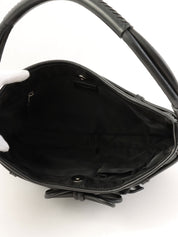 黑色马蹄纹缎带图案手提包