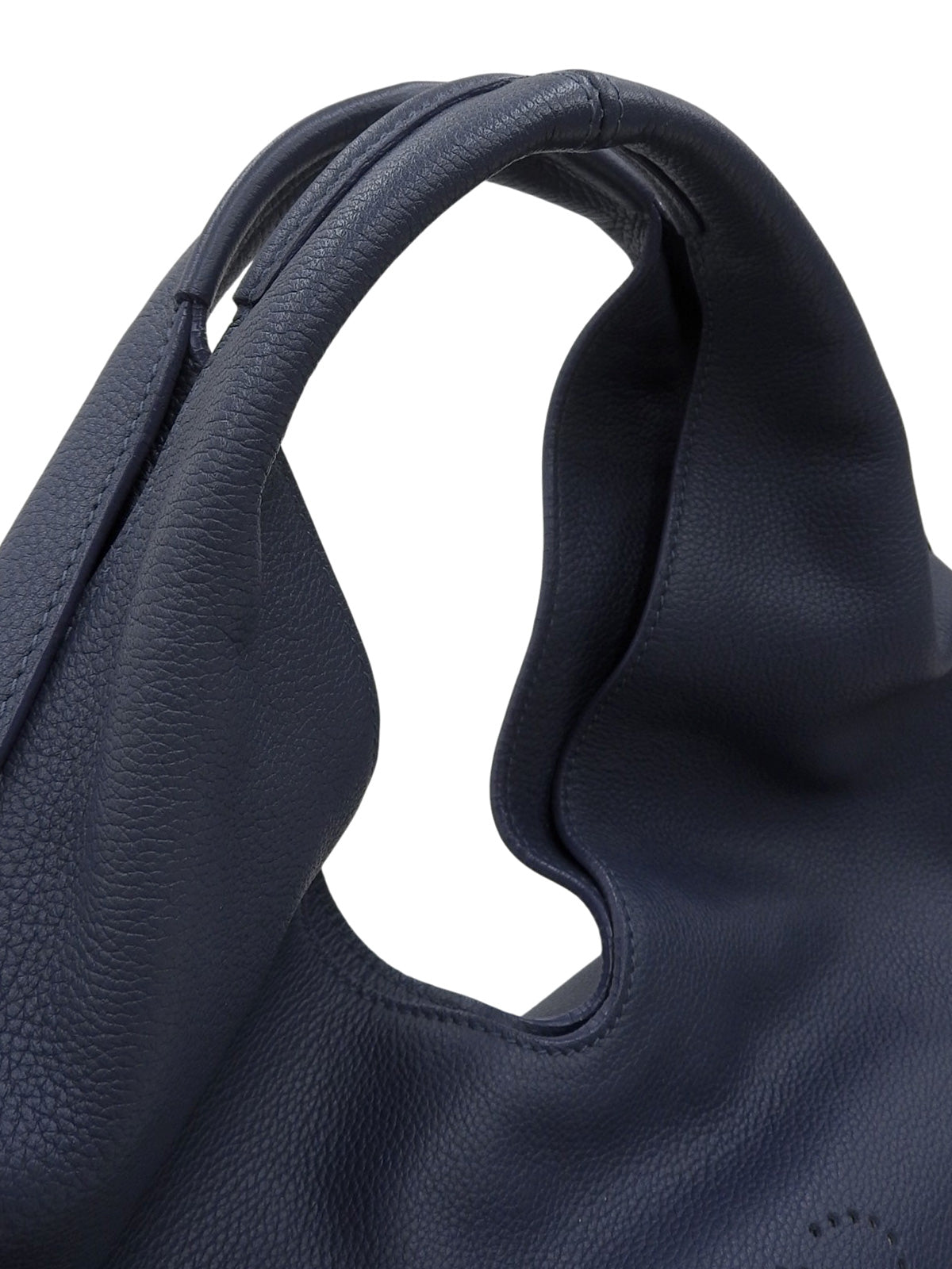 アナグラムパンチングハンドバッグ　ネイビー