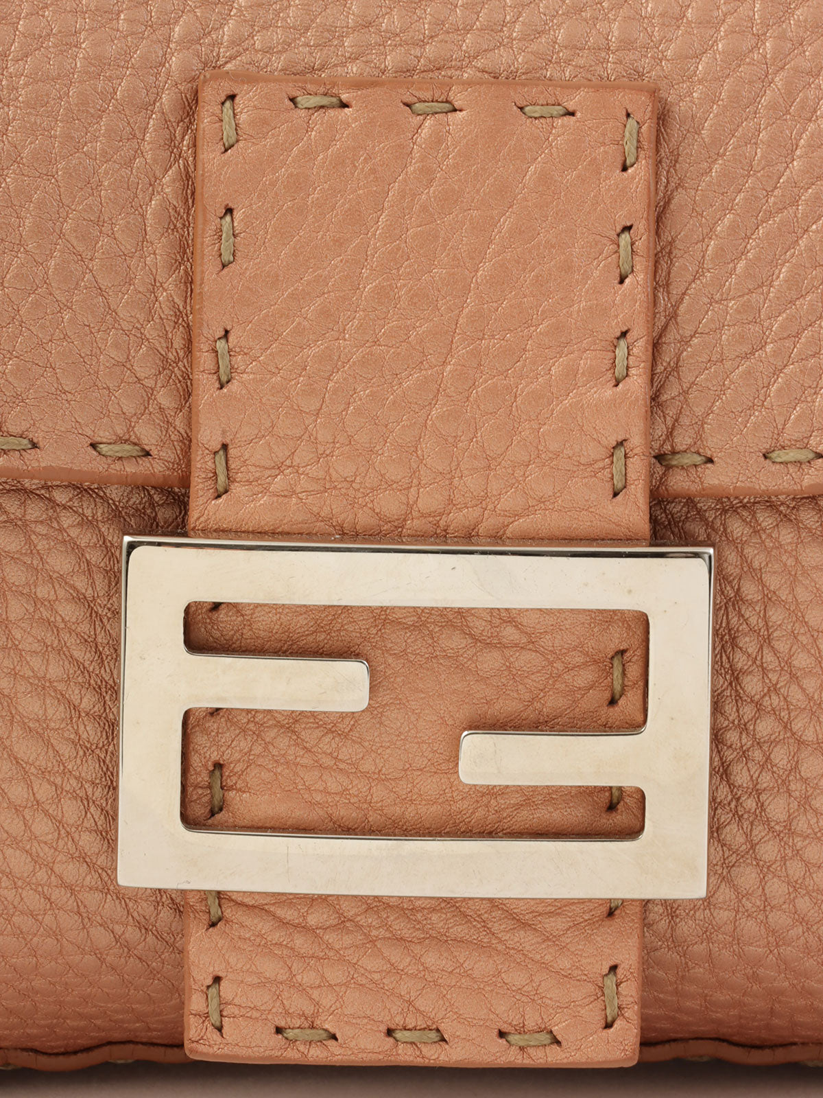 レザーマンマバケット メタリックピンク