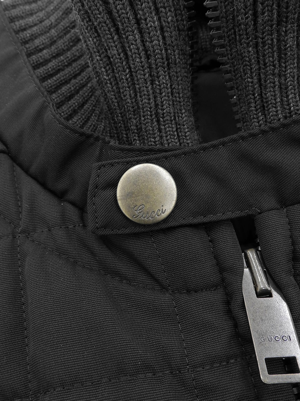 キルティングロゴエンブレムジャケット ブラック