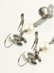2005年製 CCマークパールリボンデザインスウィングピアス シルバー