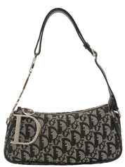 Trotter Pattern Logo Plate Shoulder Bag Black