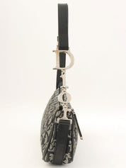 Trotter Pattern Logo Plate Shoulder Bag Black