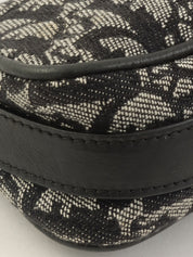 Trotter Pattern Logo Plate Shoulder Bag Black