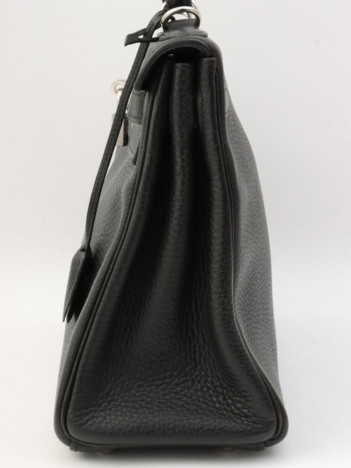 2006年凯利28号黑色