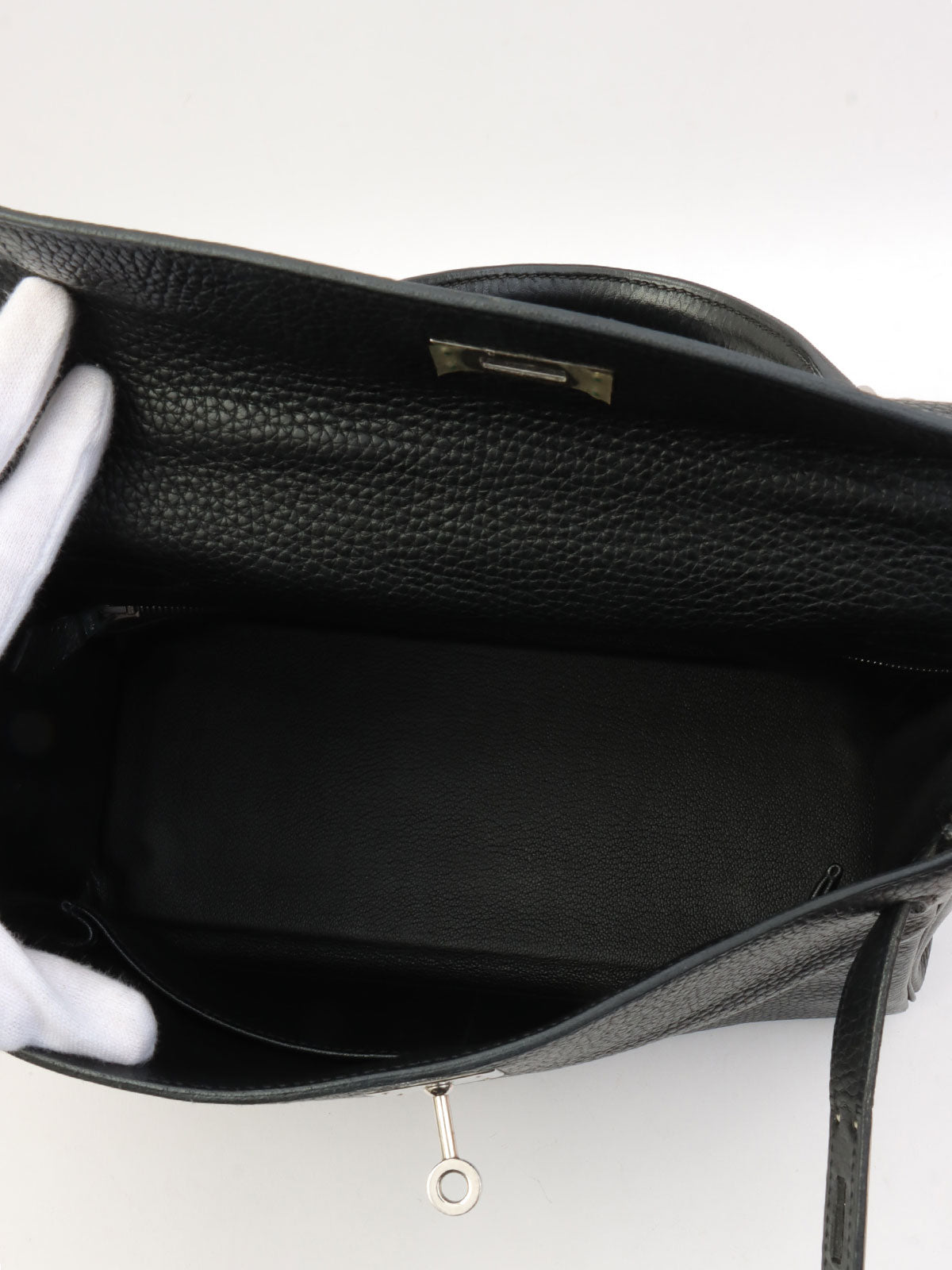 2006年凯利28号黑色