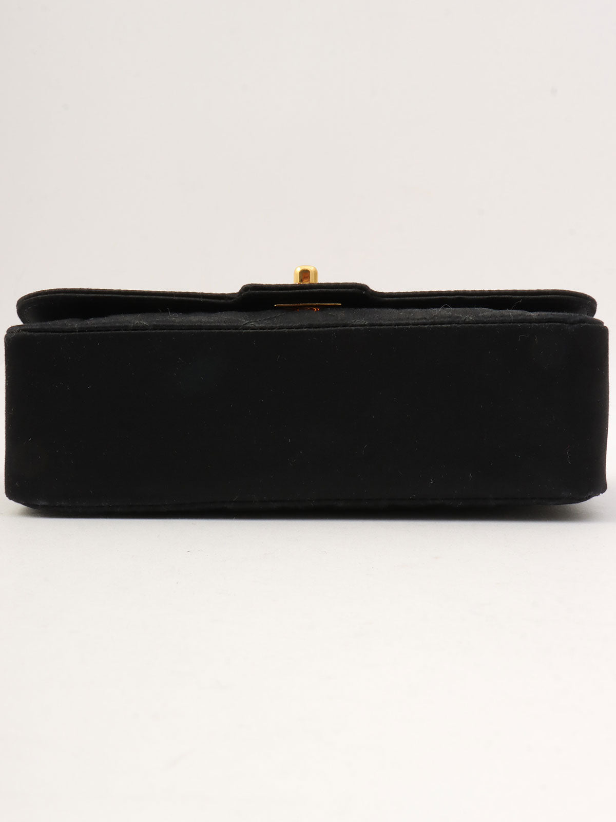 1990年頃製 サテンクラシックフラップチェーンバッグミニ ブラック