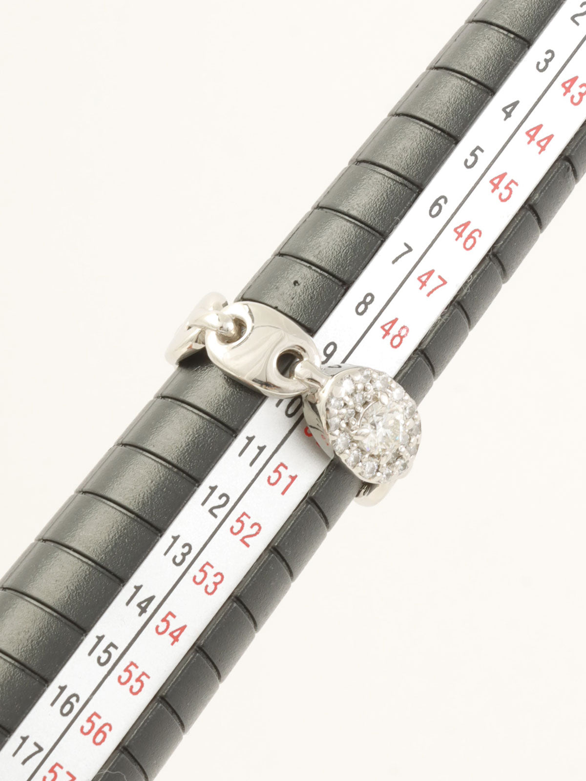 プラチナダイヤモンドデザインリング シルバー