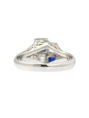 铂金蓝宝石钻石设计戒指，银色/蓝色