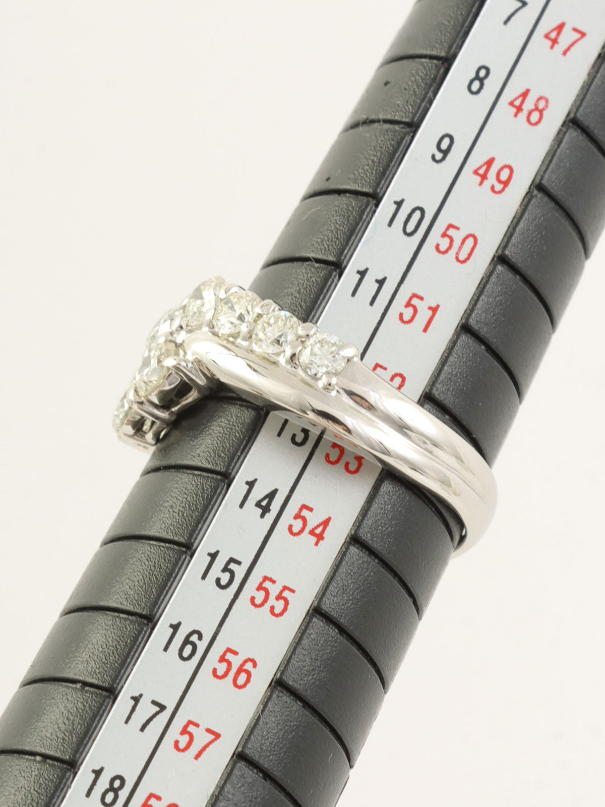 铂金钻石戒指 银色