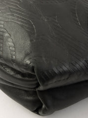 アナグラムエンボス巾着ショルダーバッグ ブラック