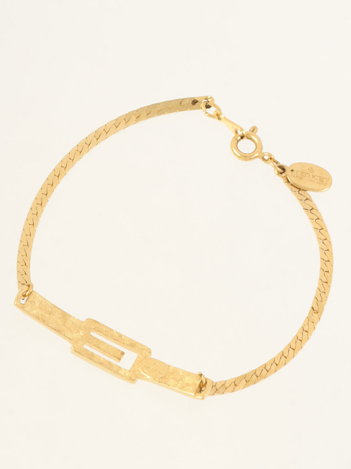 ロゴプレートチェーンブレスレット ゴールド