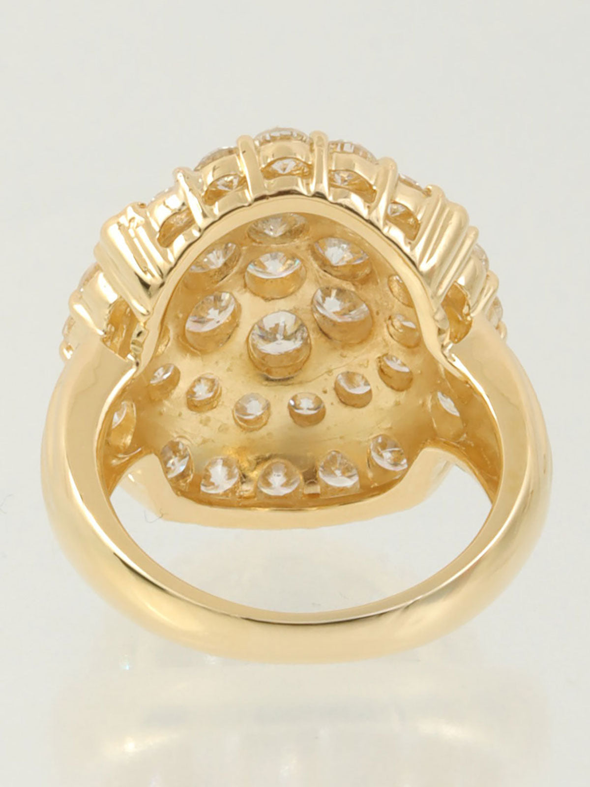 18K Gold Diamond Design Ring