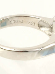 Platinum emerald and diamond design ring in silver/green