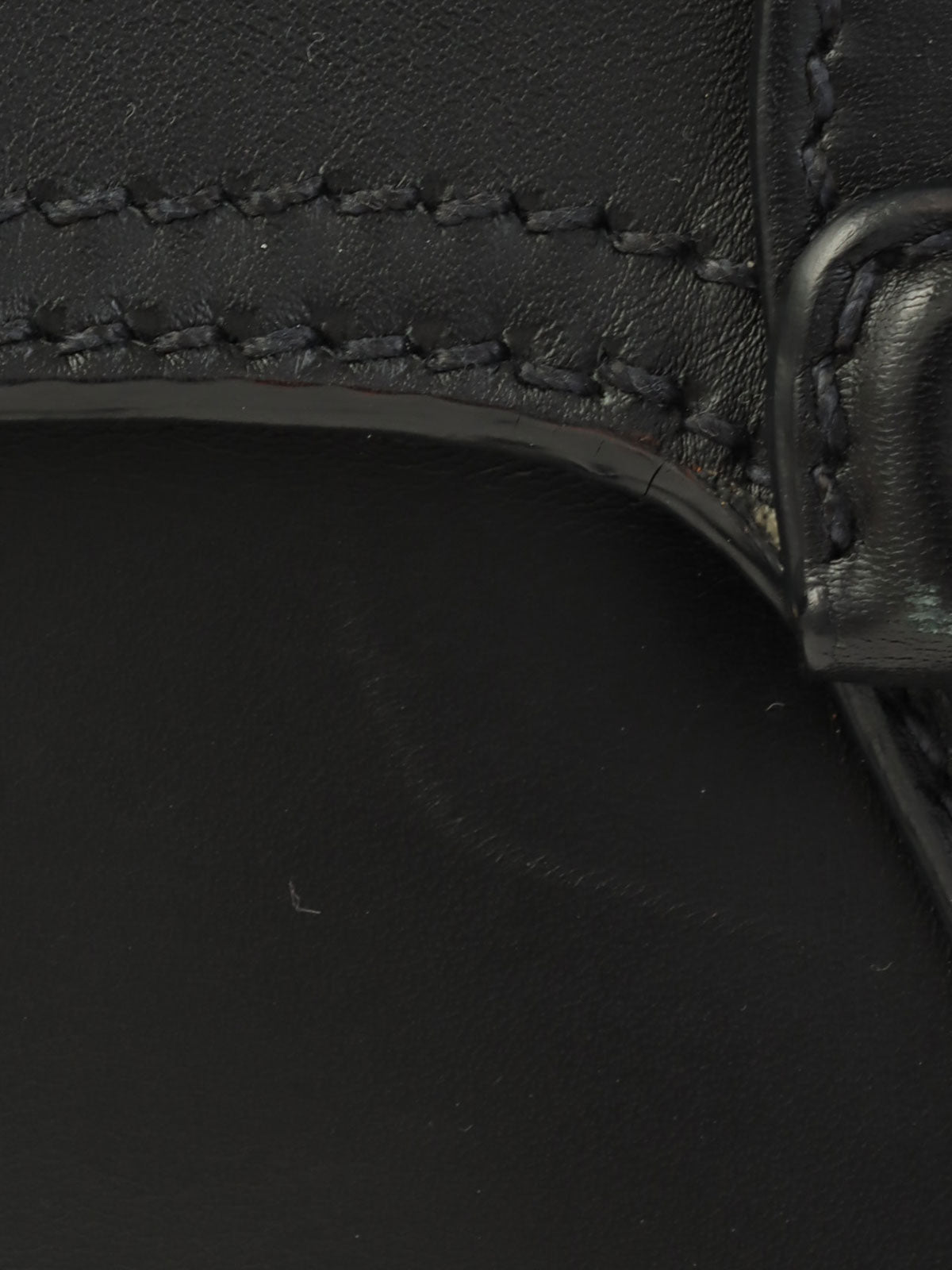 Logo Embossed Clasp Handbag in Black