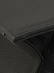 黑色菱形切割设计logo铭牌手提包