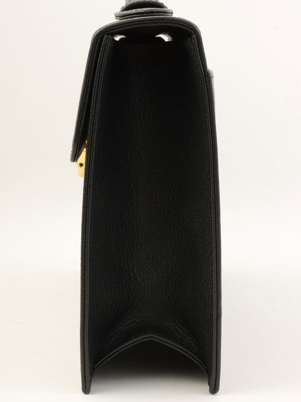 ダイヤカットデザインロゴプレートハンドバッグ ブラック