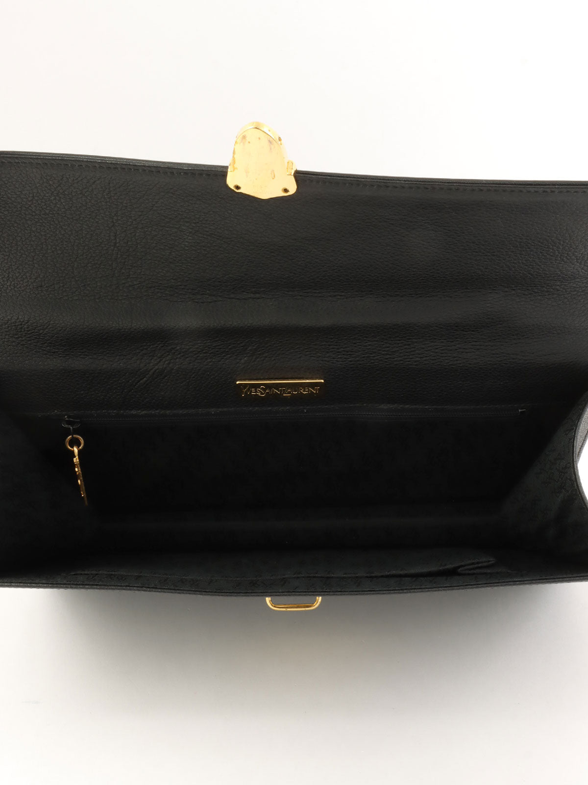 黑色菱形切割设计logo铭牌手提包