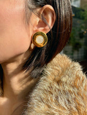 Shell Round Logo Earrings Gold/White