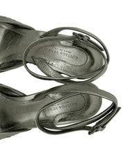 イントレチャートサンダル メタリックグレー