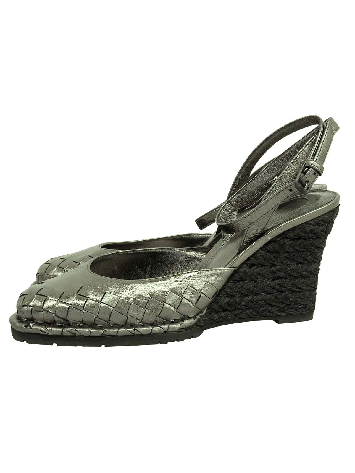 金属灰色 Intrecciato 凉鞋