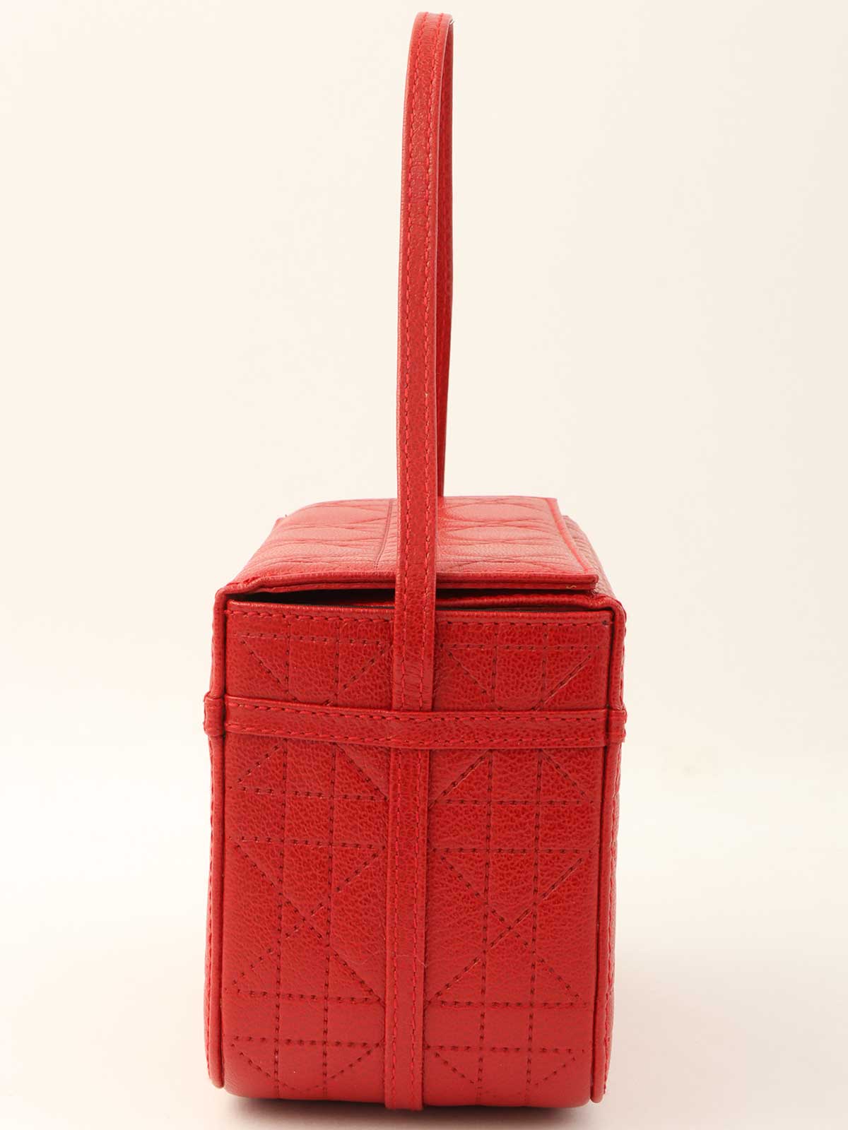 红色藤格纹缝线化妆包