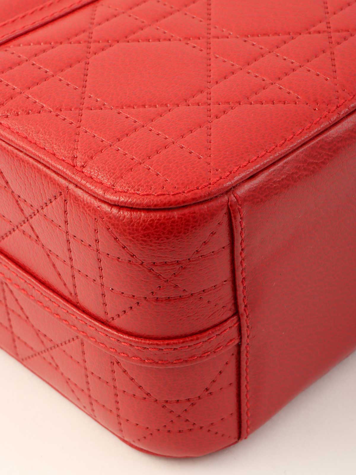 红色藤格纹缝线化妆包