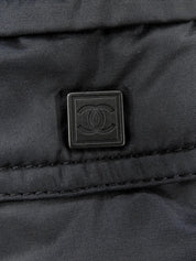 2007年Logo铭牌黑色羽绒服