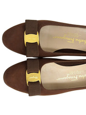 ヴァラリボンパンプス ブラウン