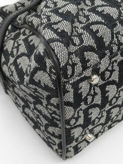 トロッターパターンロゴプレートショルダーバッグ　ブラック