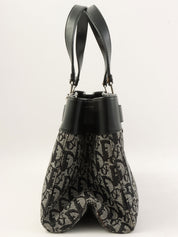 黑色 Trotter 图案手提包