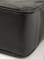 1995 Caviar Skin CC Turnlock Chain Shoulder Tote Bag in Black