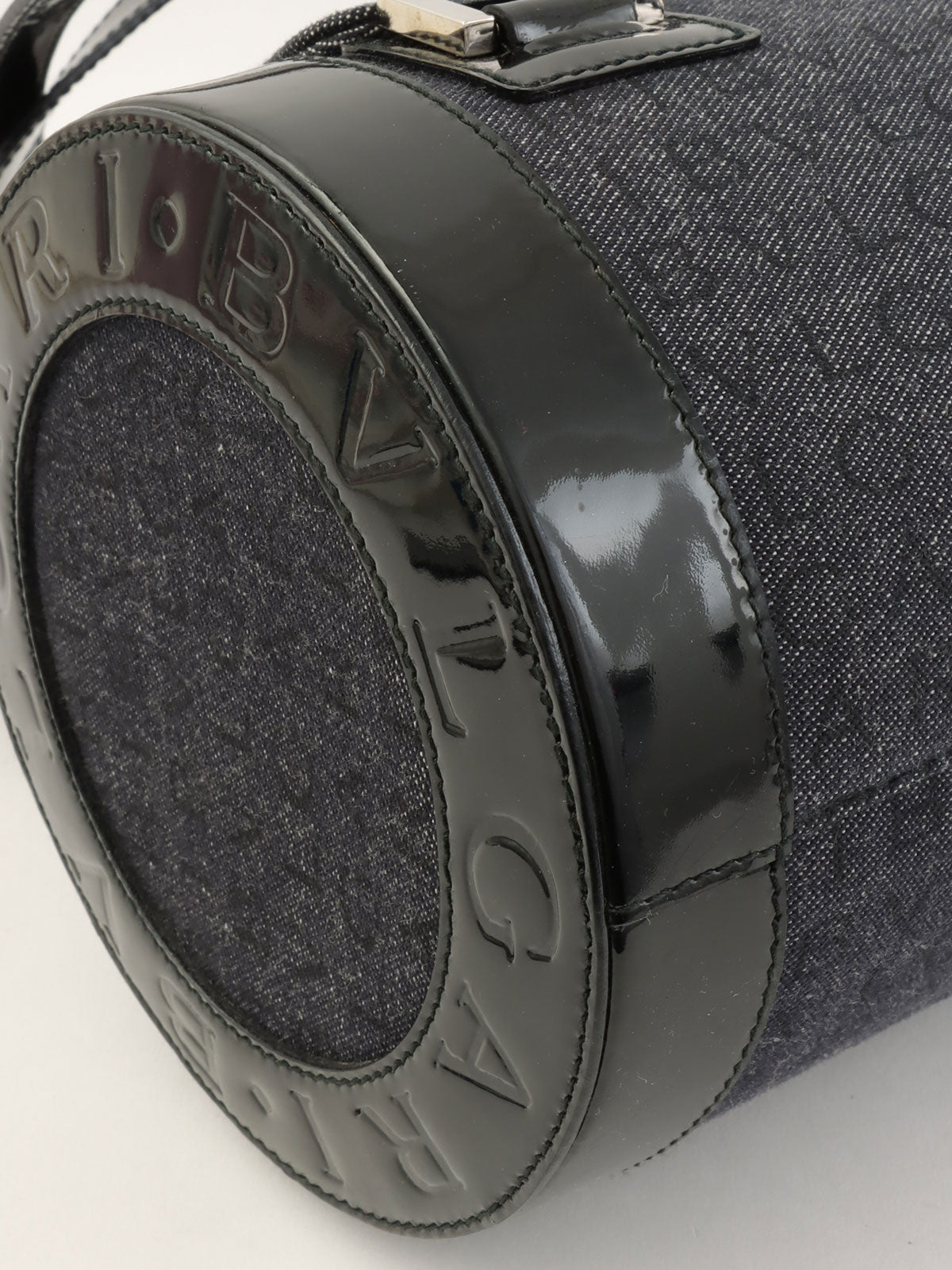 デニムロゴマニアバレルハンドバッグ ブラック