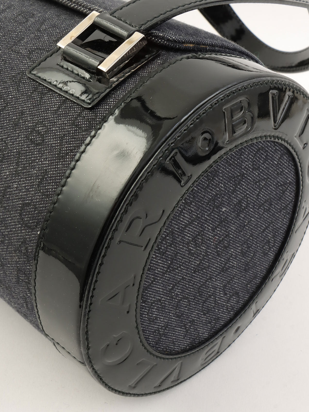 デニムロゴマニアバレルハンドバッグ ブラック