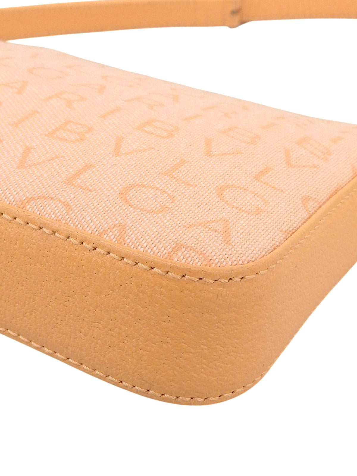 ロゴマニアショルダーバッグ オレンジ