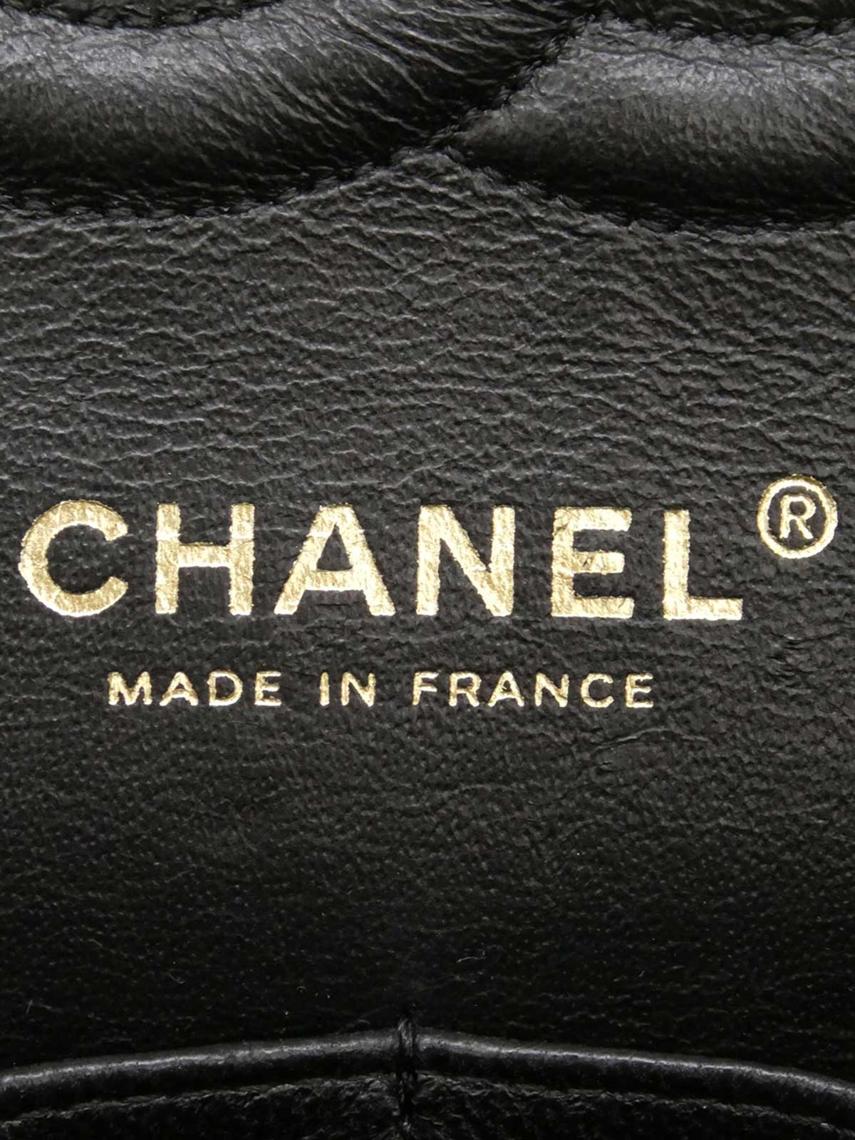 2008年頃製 キャビアスキンクラシックフラップチェーンバッグ25cm ブラック