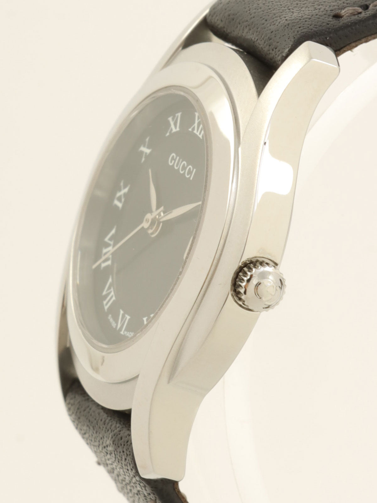 ラウンドロゴフェイスウォッチ シルバー/ブラック